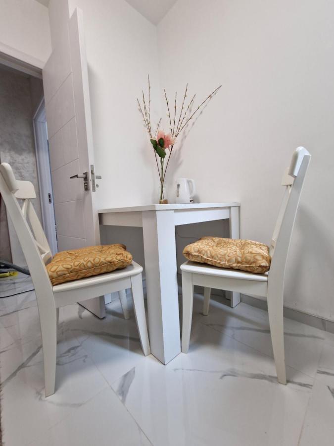 Apartment Iskra Belgrade Extérieur photo