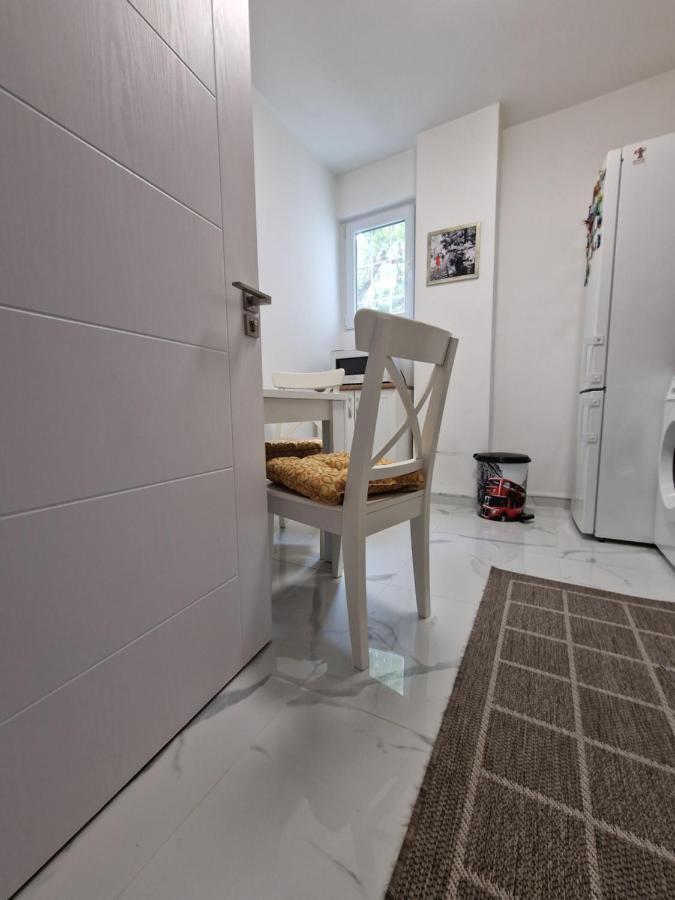 Apartment Iskra Belgrade Extérieur photo